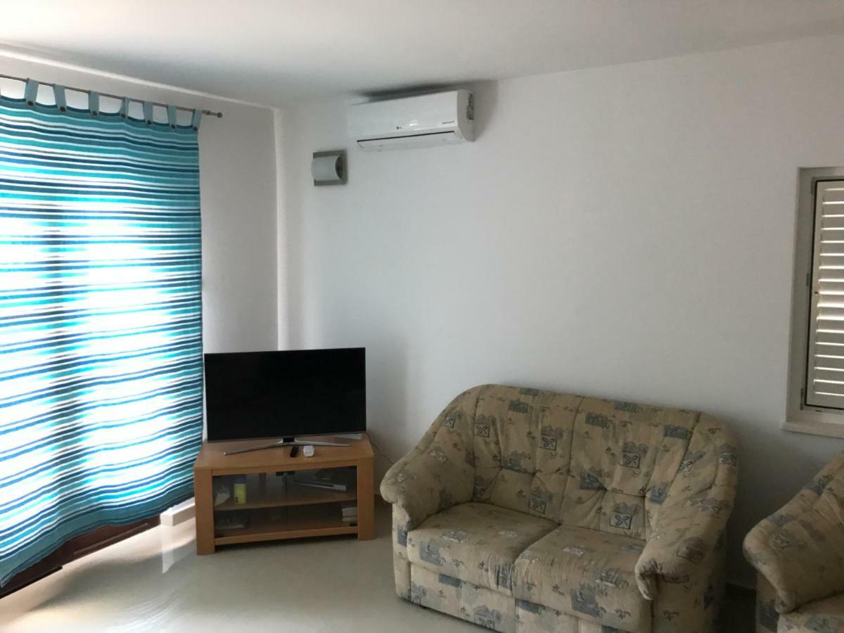 Apartments Volarevic ブラチェ エクステリア 写真